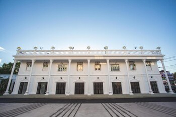 sound gallery house hostel