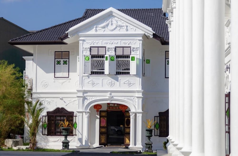 sound gallery house hostel