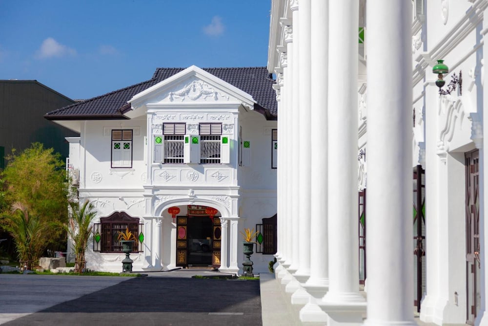 sound gallery house hostel