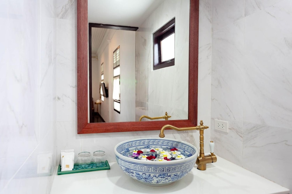 sound gallery house hostel