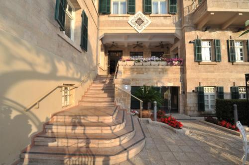 colony hotel haifa