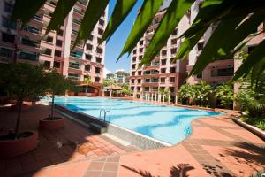 istay marina court kota kinabalu