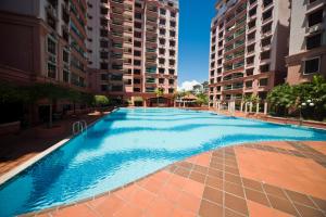 istay marina court kota kinabalu