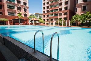 istay marina court kota kinabalu