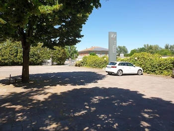 hotel paradiso