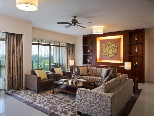 shangri la serviced apartments yangon