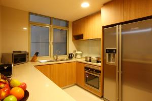 shangri la serviced apartments yangon