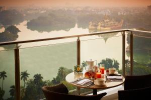shangri la serviced apartments yangon