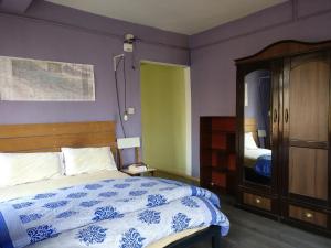 sun apartment and guest house