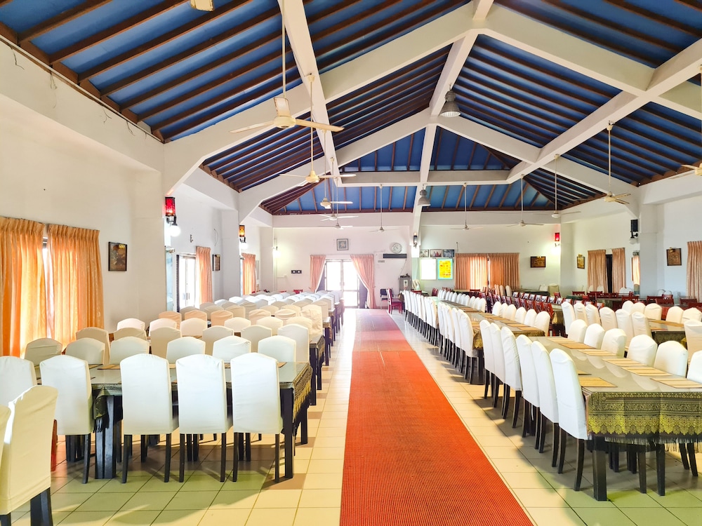 hambanthota beach hotel