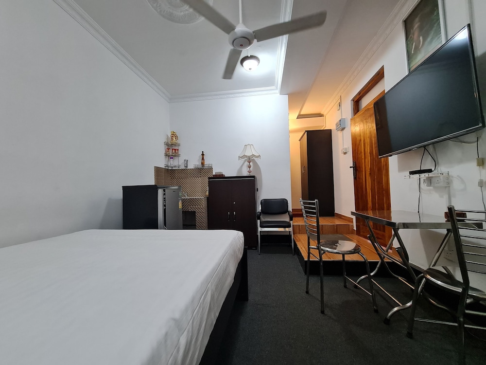 hambanthota beach hotel