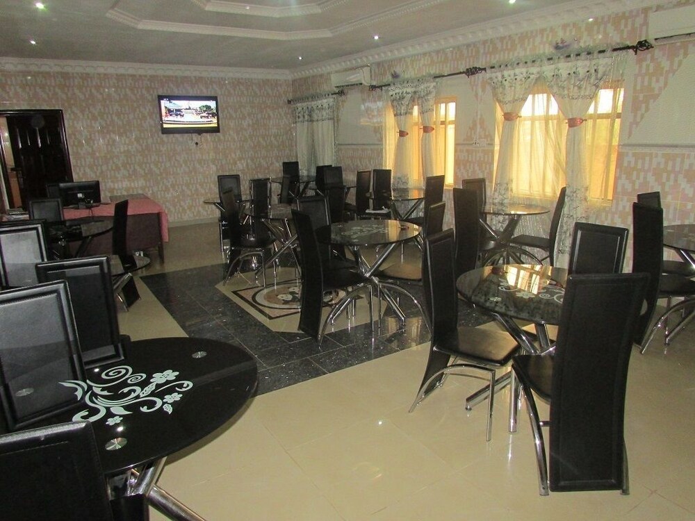 golf lemeridien hotels