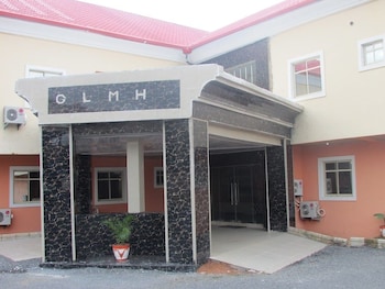 golf lemeridien hotels