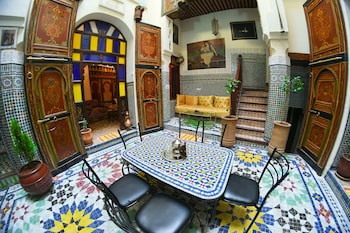fes