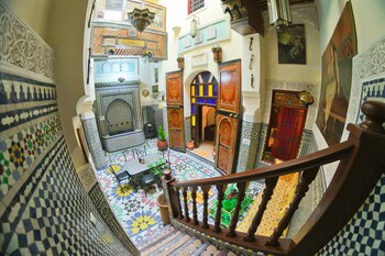 fes