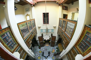 fes
