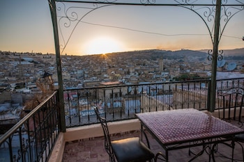 fes
