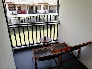 wonderland private chalet port dickson