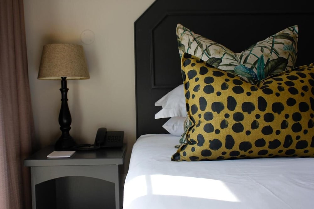 the ridge guesthouse