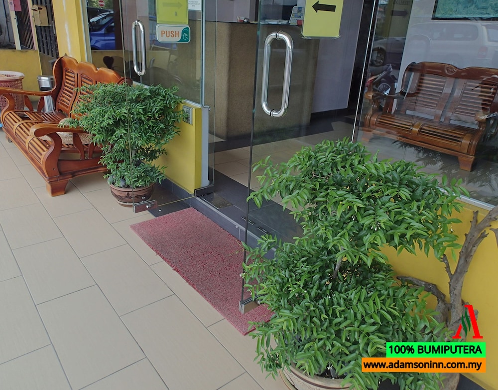 adamson inn penang