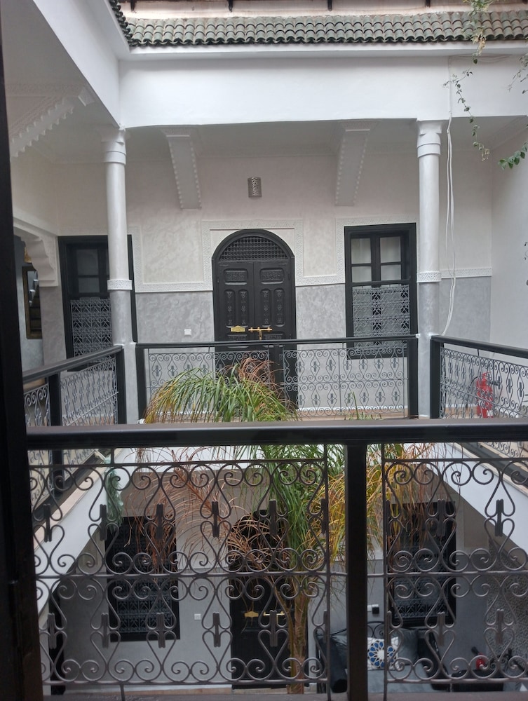 riad etoile ocre
