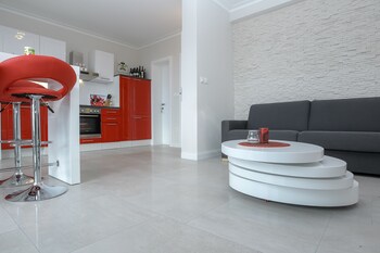 apartments tomana