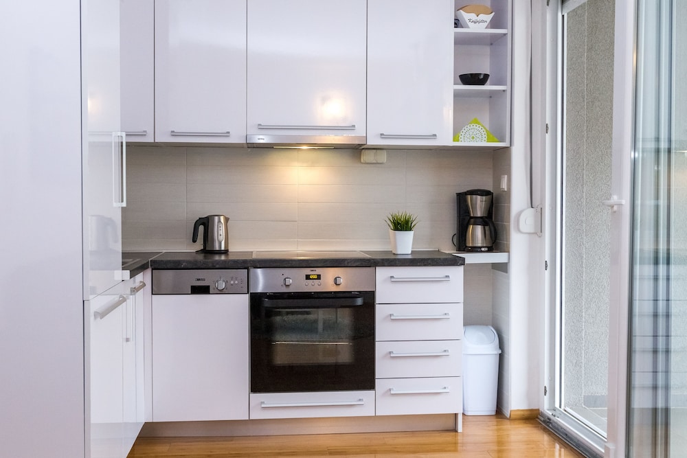 apartments tomana