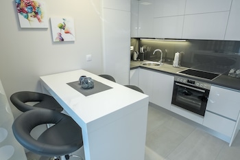 apartments tomana