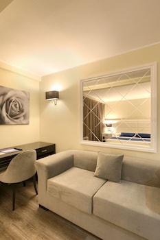 hotel benidorm east by pierre and vacances