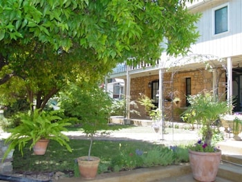 hotel leger restaurant and saloon