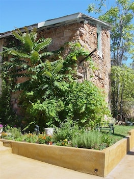 hotel leger restaurant and saloon