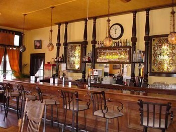 hotel leger restaurant and saloon