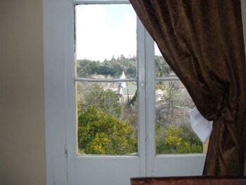 hotel leger restaurant and saloon