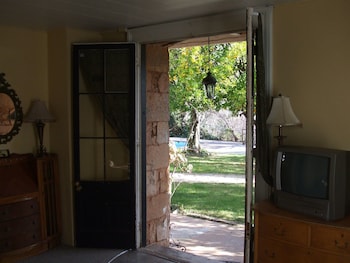 hotel leger restaurant and saloon