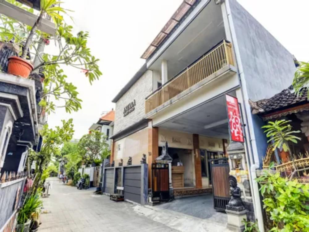 agus guest house sunset road