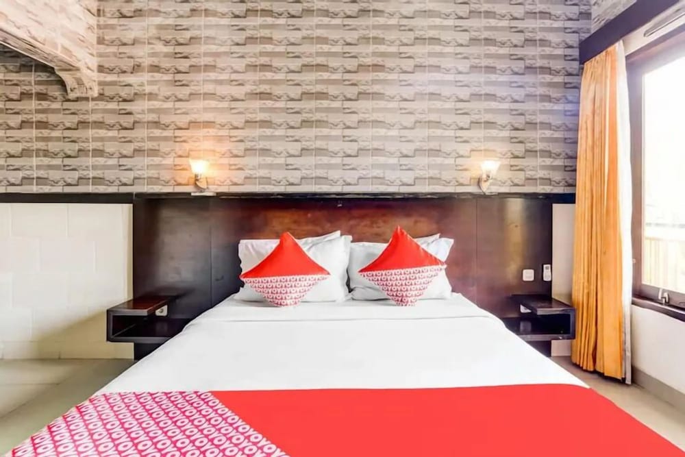 agus guest house sunset road