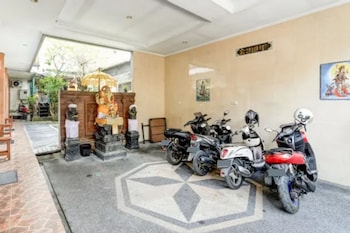 agus guest house sunset road