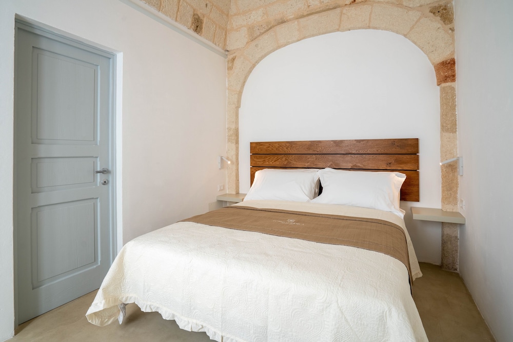 donna domenica boutique suites