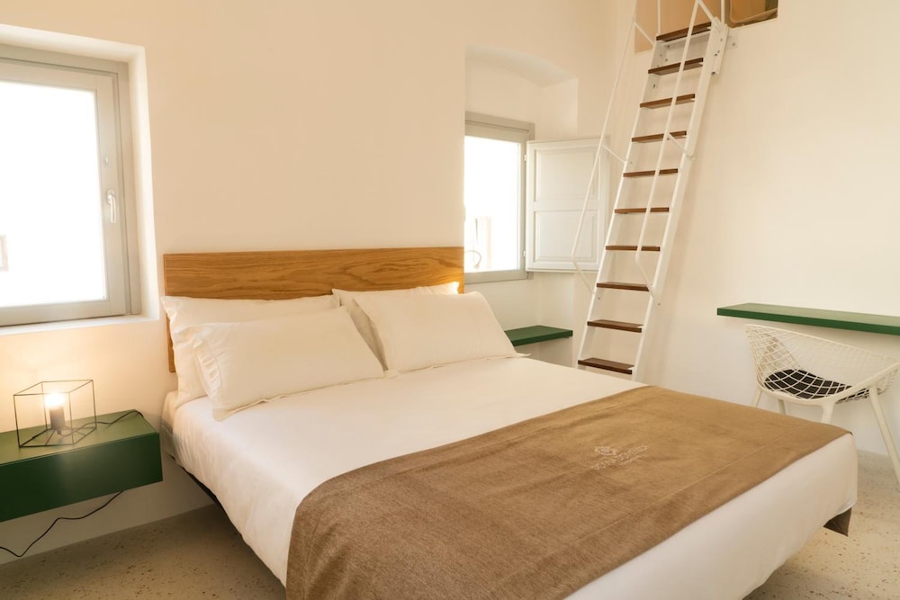 donna domenica boutique suites