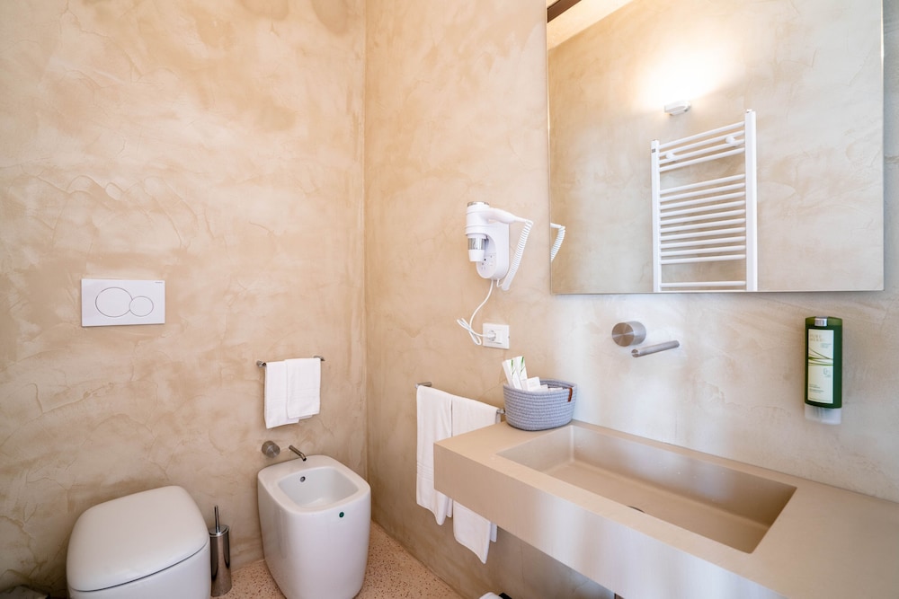 donna domenica boutique suites