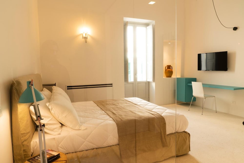 donna domenica boutique suites