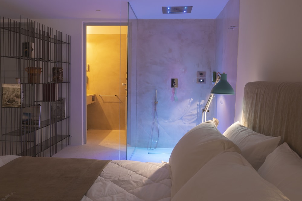 donna domenica boutique suites