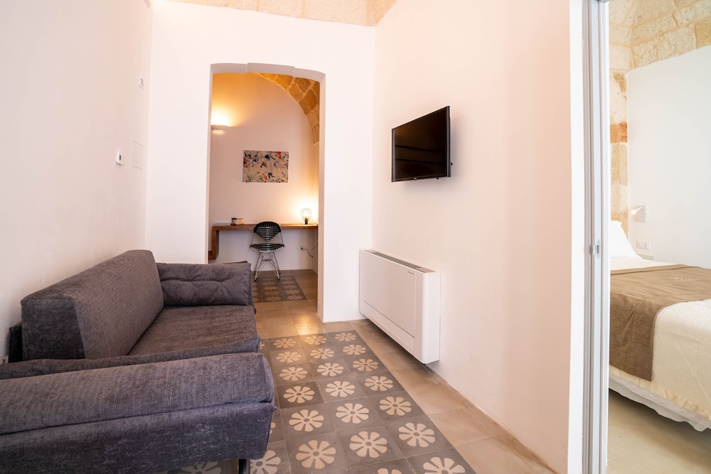 donna domenica boutique suites