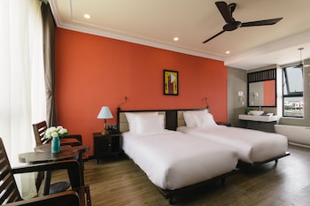 la an central boutique villa