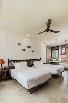 la an central boutique villa