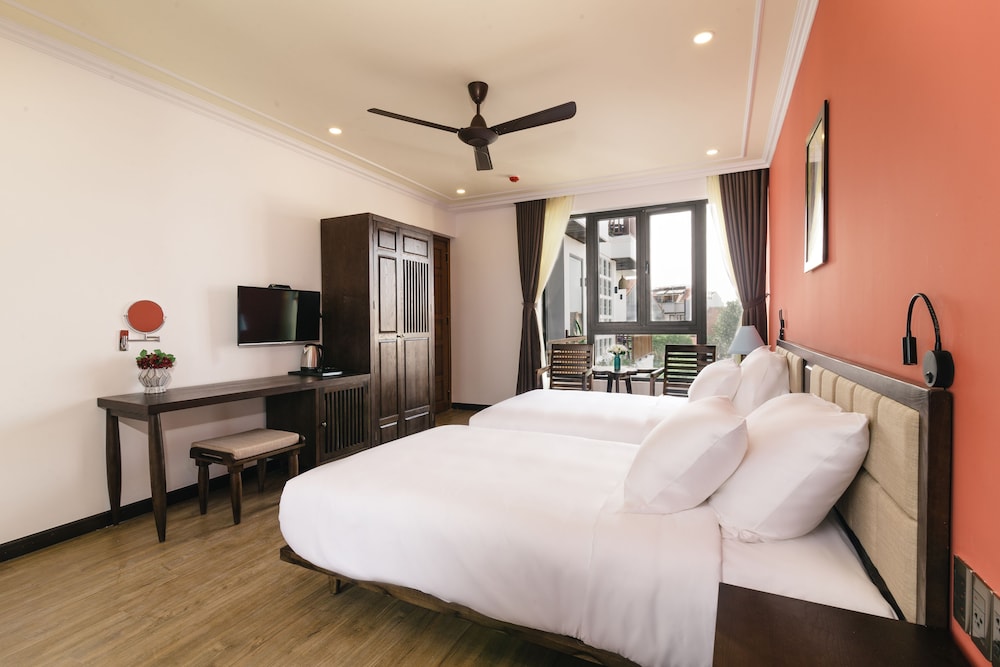 la an central boutique villa