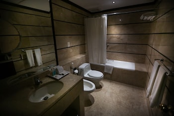 hawthorn suites by wyndham al khobar