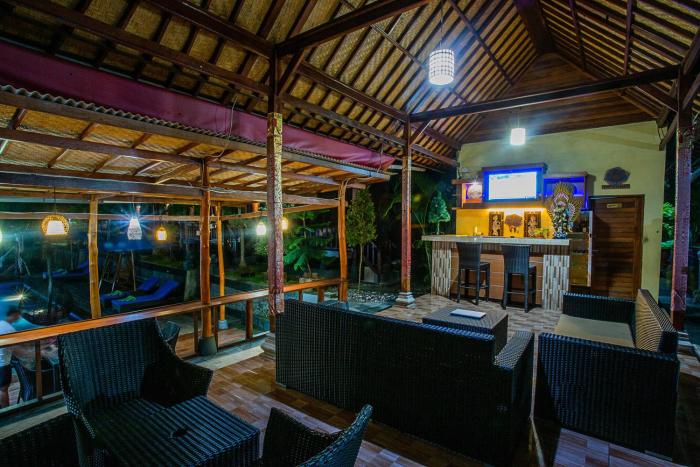 tatak bunut villa ceningan