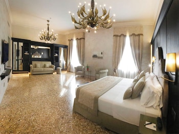 hotel aquarius venice