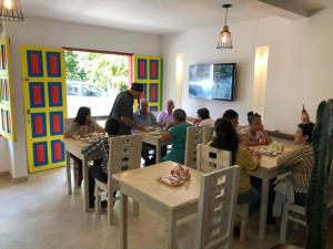 40 amigos hotel